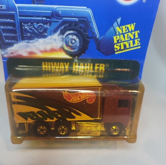 Hot Wheels Hiway Hauler 1992 - Picture 3 of 6